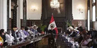 El acoso político de Perú a Castillo desafía su democracia

