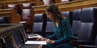 Irene Montero presenta al PSOE calendario y fecha límite para la ratificación de la Ley Transgénero 

