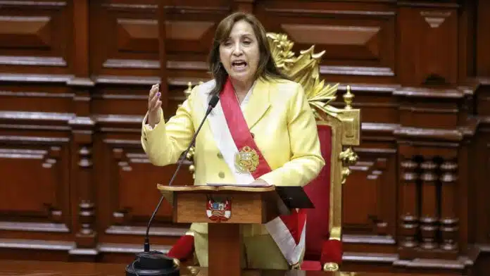 Perú llama a consultas con embajadores de México, Argentina, Colombia y Bolivia

