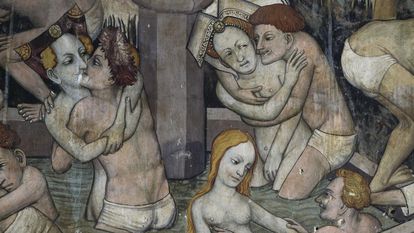 Escenas de sexo medievales en frescos piamonteses.
