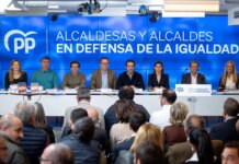 El alcalde del PP firma la declaración "Por la igualdad para todos los españoles" y anima a sumarse al acto antiamnistía del domingo

