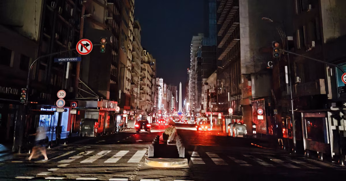 Tras el corte de la madrugada, cuántos usuarios permanecen sin luz en el AMBA