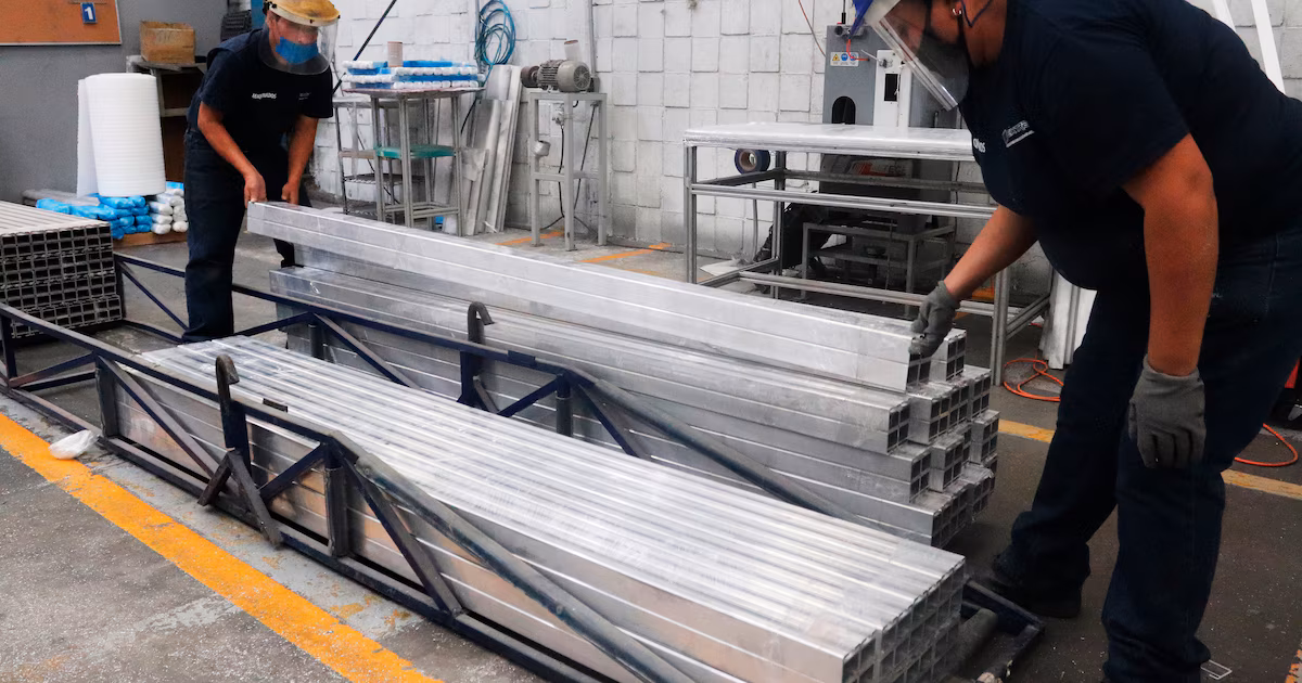 Prorrogaron por tres meses la eliminación de las retenciones para el aluminio, acero y otros productos