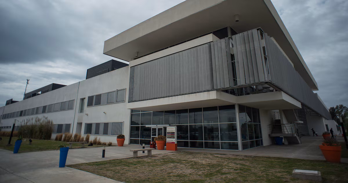 El Gobierno analiza alternativas para modificar la administración de cinco hospitales cuya gestión comparte con la Provincia