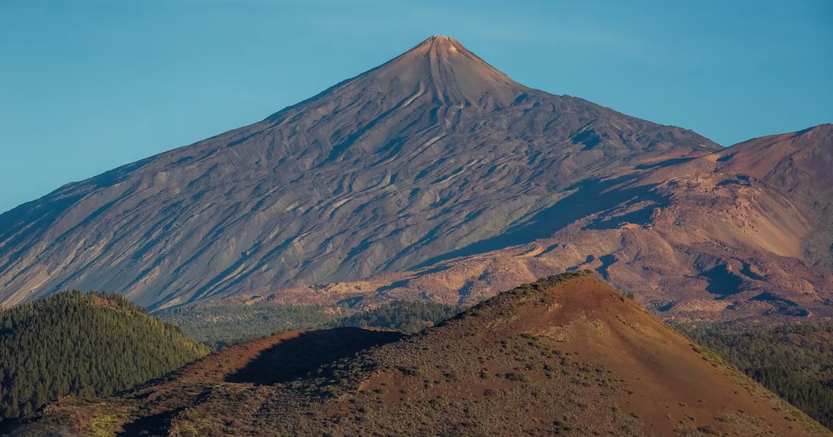 La escapada perfecta para volver al verano en España: una experiencia volcánica en un entorno natural único
