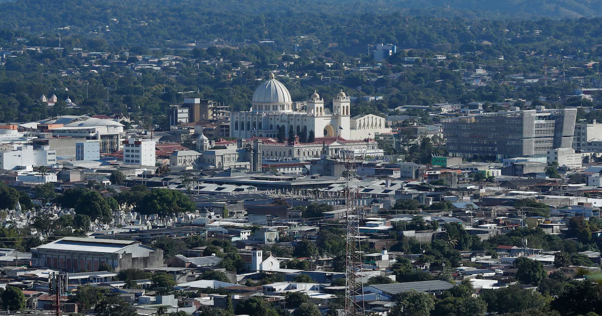 Estados Unidos reconoce a El Salvador como destino seguro para viajeros