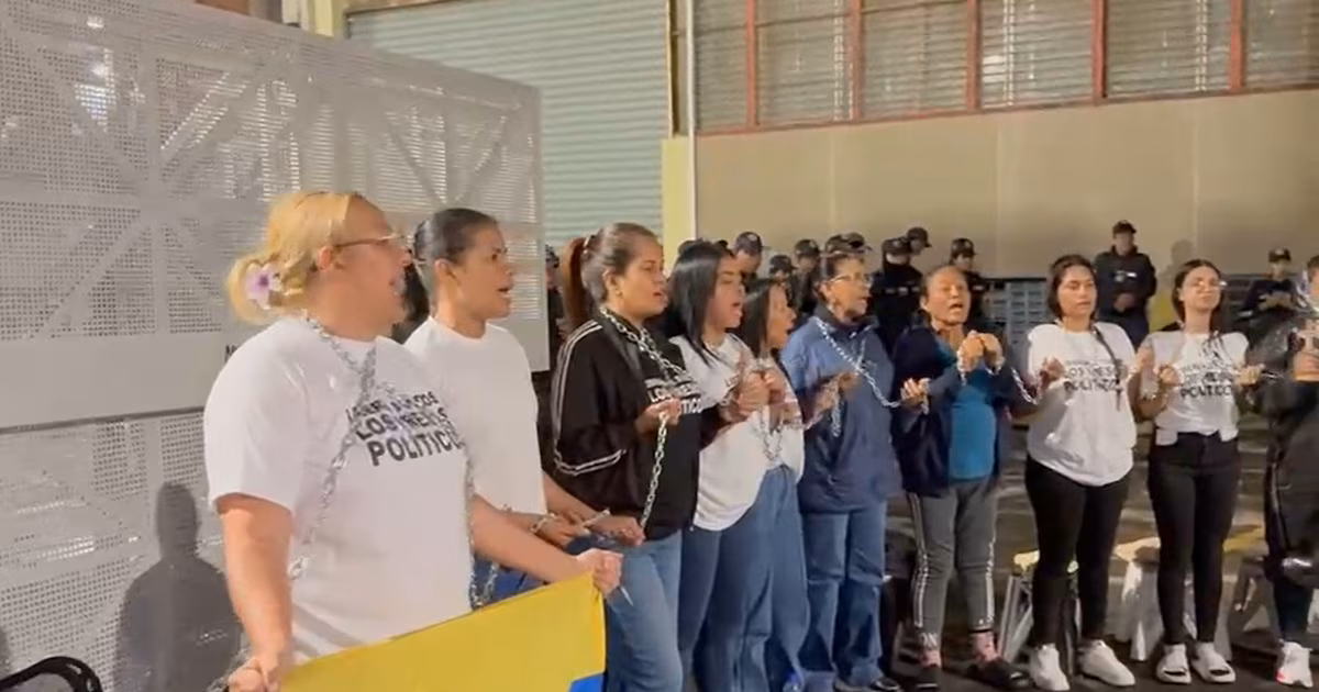 La reacción de familiares de presos políticos, organizaciones sociales y oposición al anuncio de la ley de amnistía general en Venezuela