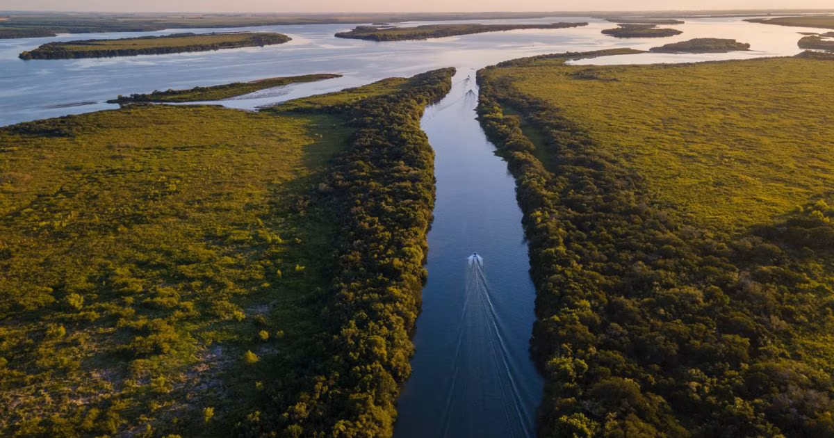 Uruguay recibe una donación de tres islas de multimillonario de Estados Unidos en zona limítrofe con Argentina