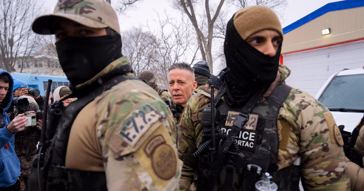 Agentes federales detienen a un niño de 5 años en Mineápolis