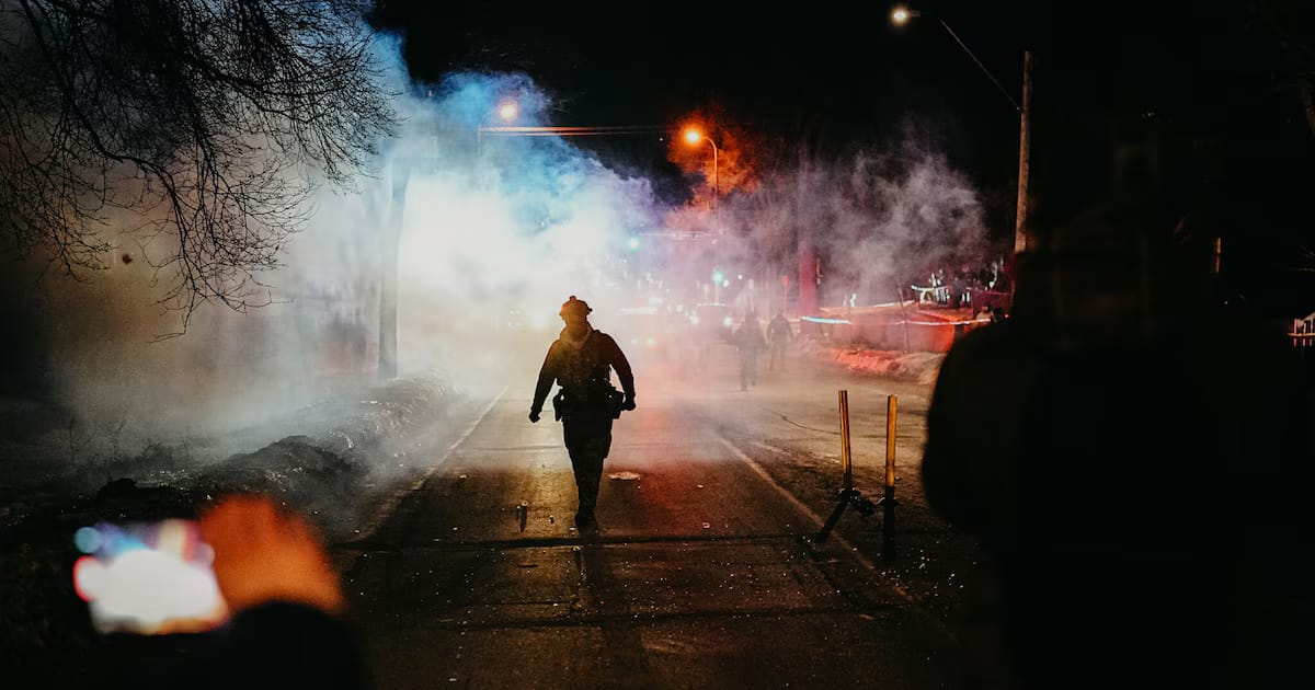 Agente federal dispara a un hombre en Minneapolis, crecen las protestas