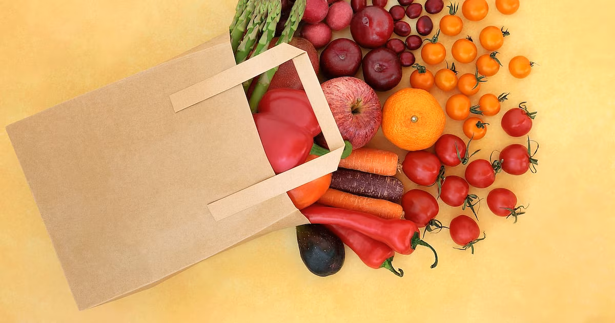¿Quieres proteger la salud de tus encías? Come más tomates, sugiere un estudio