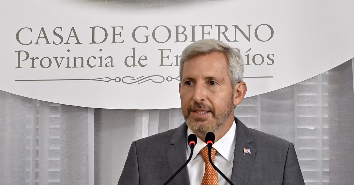 Rogelio Frigerio regresa de Estados Unidos, expectante por la emisión de bonos entrerrianos