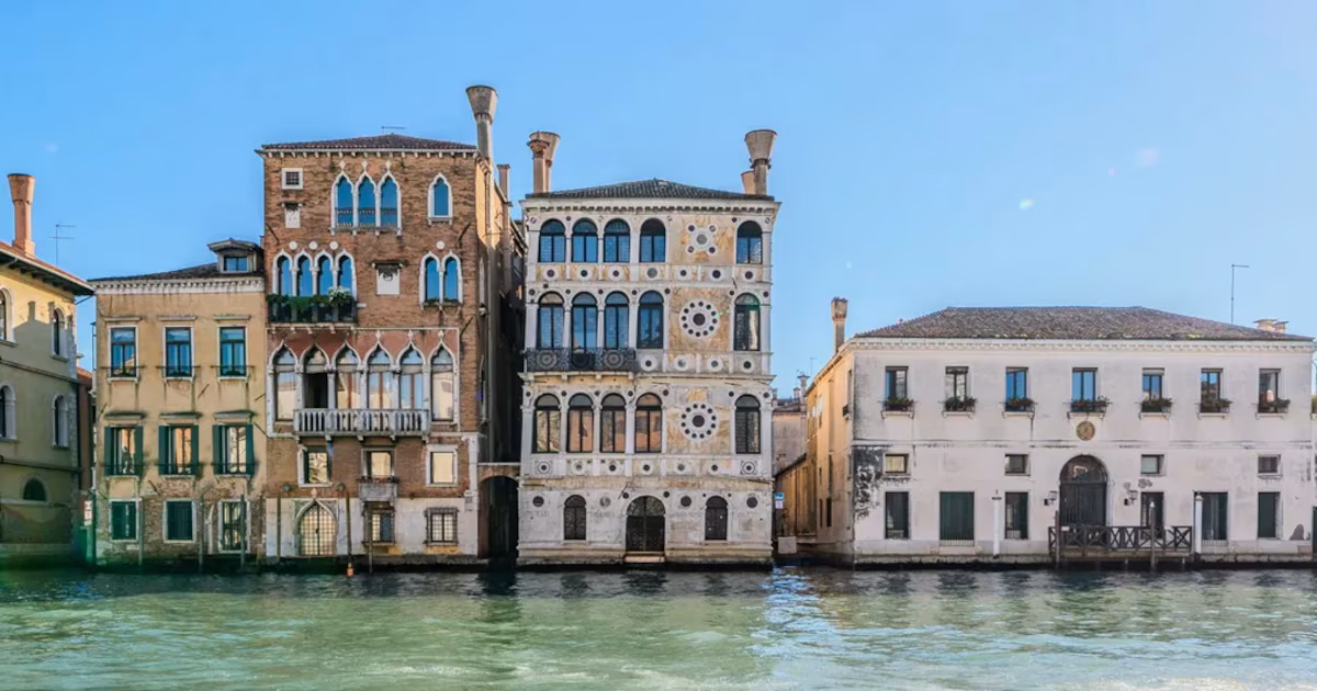 Un palacio, una leyenda negra y USD 21 millones: la venta del Palazzo Dario, la joya maldita de Venecia