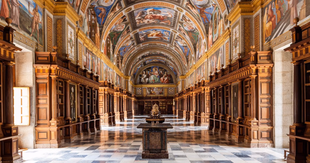 La impresionante biblioteca ubicada en un monasterio Patrimonio de la Humanidad que es de las más bonitas de Europa