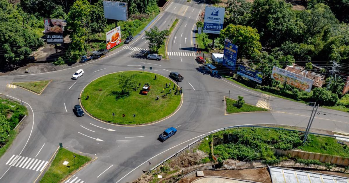 El Ministerio de Obras Públicas y de Transporte extiende plazo para licitación de proyecto en Usulután, El Salvador