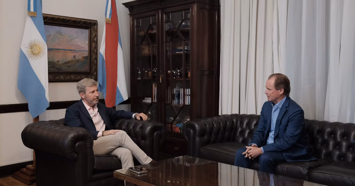 En medio de la discusión por la reforma laboral, Rogelio Frigerio volvió a fracturar al PJ de Entre Ríos