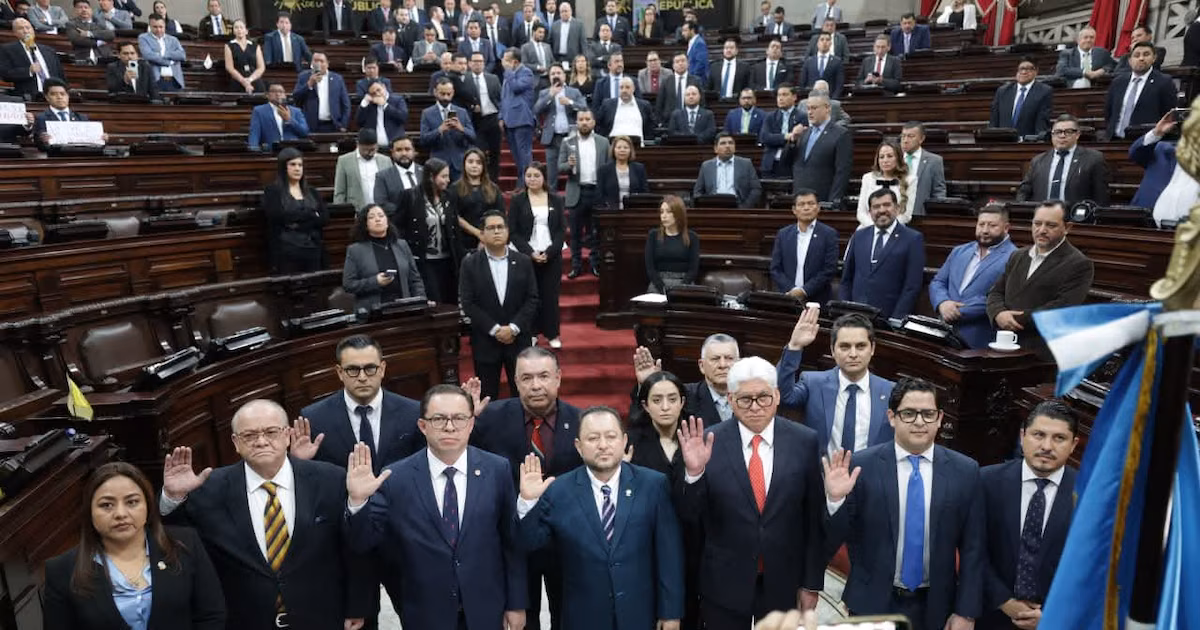 El Congreso de la República de Guatemala juramenta a los miembros de la Comisión de Postulación para el TSE