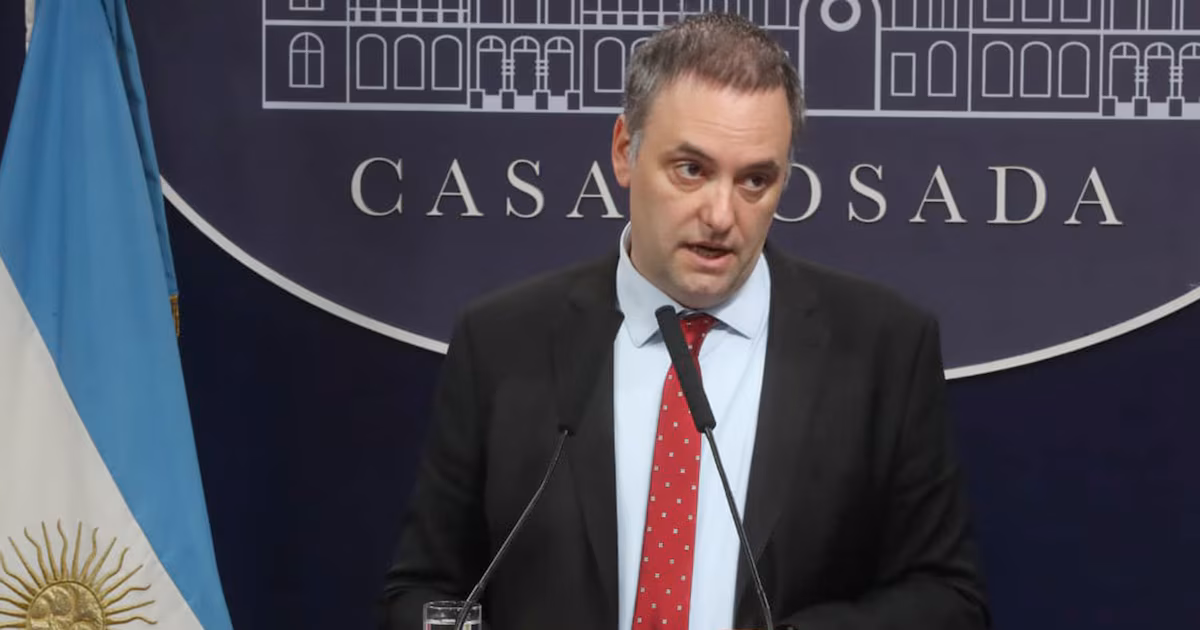 El Gobierno argentino anunció restricciones migratorias a los venezolanos “cómplices” del régimen de Nicolás Maduro