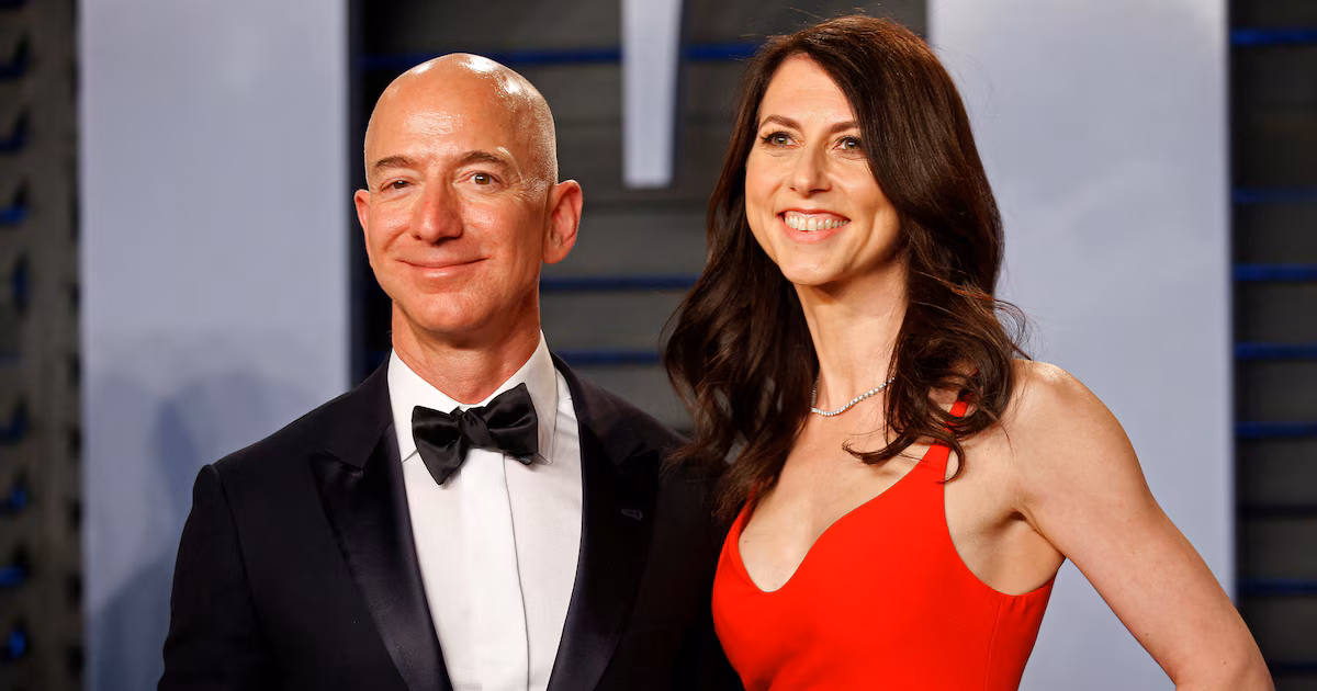Exesposa de Jeff Bezos habría donado millones de dólares a organizaciones investigadas por el FBI