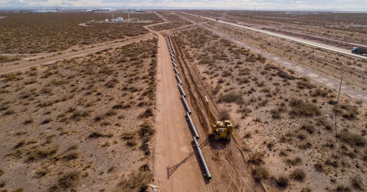 Vaca Muerta: el Gobierno anunció que ya construyó la mitad de la que define como “la obra más importante en 50 años”