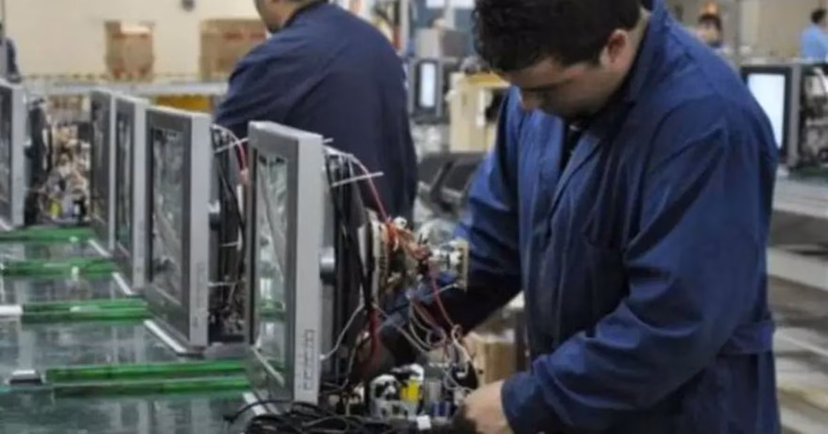 Vence el acuerdo entre la UOM y las electrónicas para sostener el empleo en Tierra del Fuego: cuántos contratos caerán