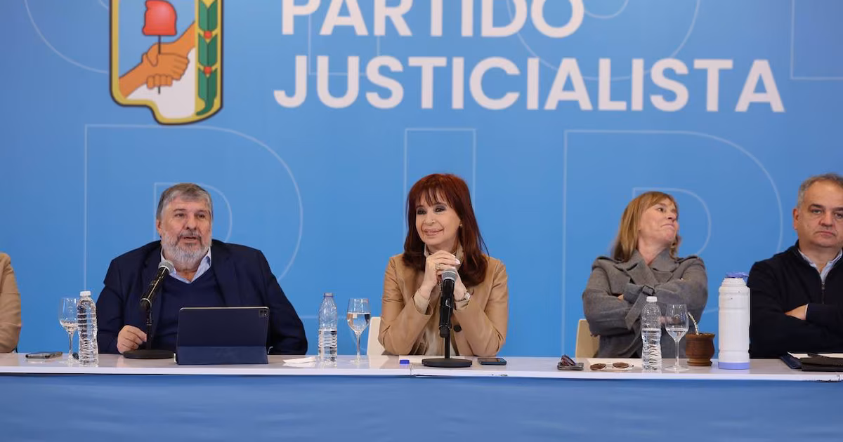 Atomizado y sin un proyecto nacional sólido, el Peronismo tiene por delante el desafío de discutir el rol de CFK