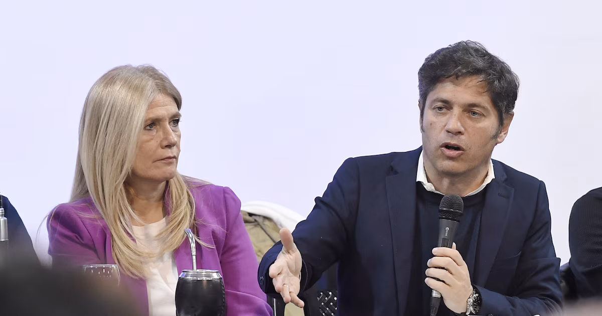 PJ bonaerense: Kicillof impulsa listas locales mientras negocia la sucesión de Máximo Kirchner a nivel provincial