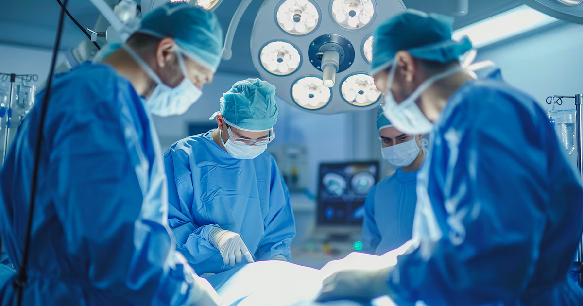 Médico deberá pagar una indemnización millonaria por una cirugía plástica fallida