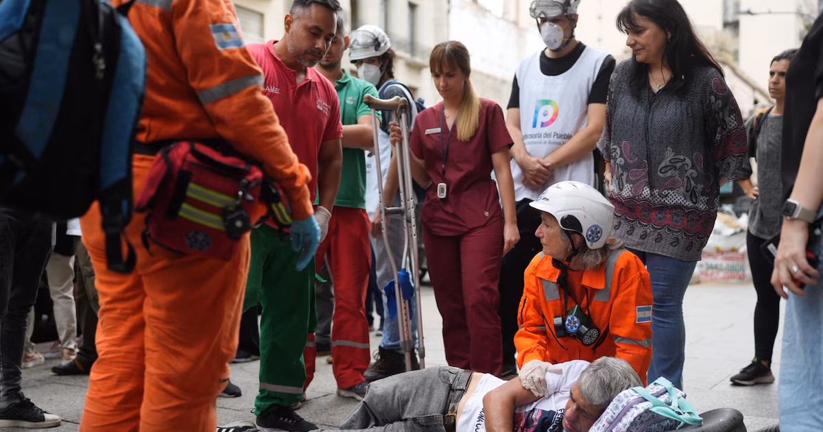 Marcha frente al Congreso el miércoles: los manifestantes se enfrentan a la policía