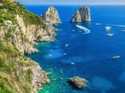 Las islas italianas limitan el número de visitantes diarios: solo se permite desembarcar a grupos de menos de 40 personas