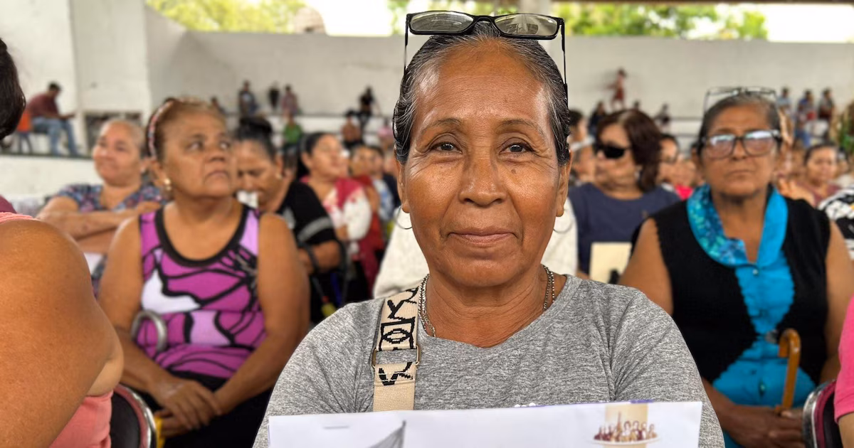 Pensión Mujeres Bienestar 2026: ¿Cuándo es la fecha límite para recibir la tarjeta? ¿Qué documentos debo llevar?