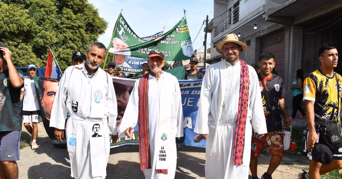 Petición de oración al Papa Francisco desde el barrio 22 de Enero