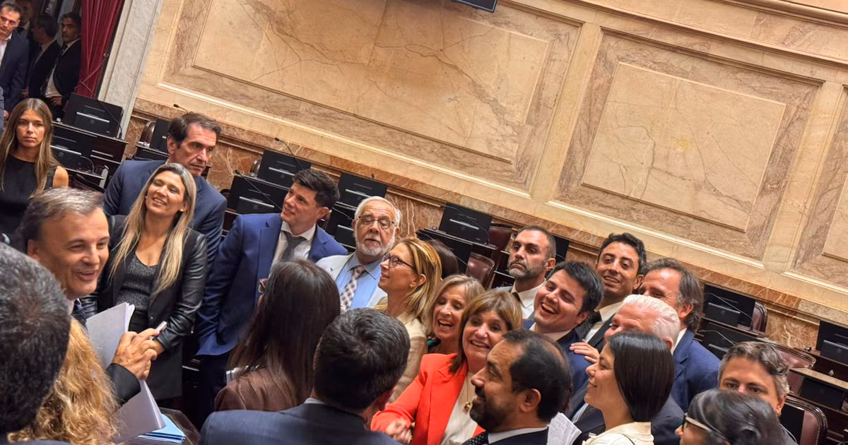 Senado posley laboral: los liberales se han movido dentro del sistema, mientras el peronismo sin líderes se desangra