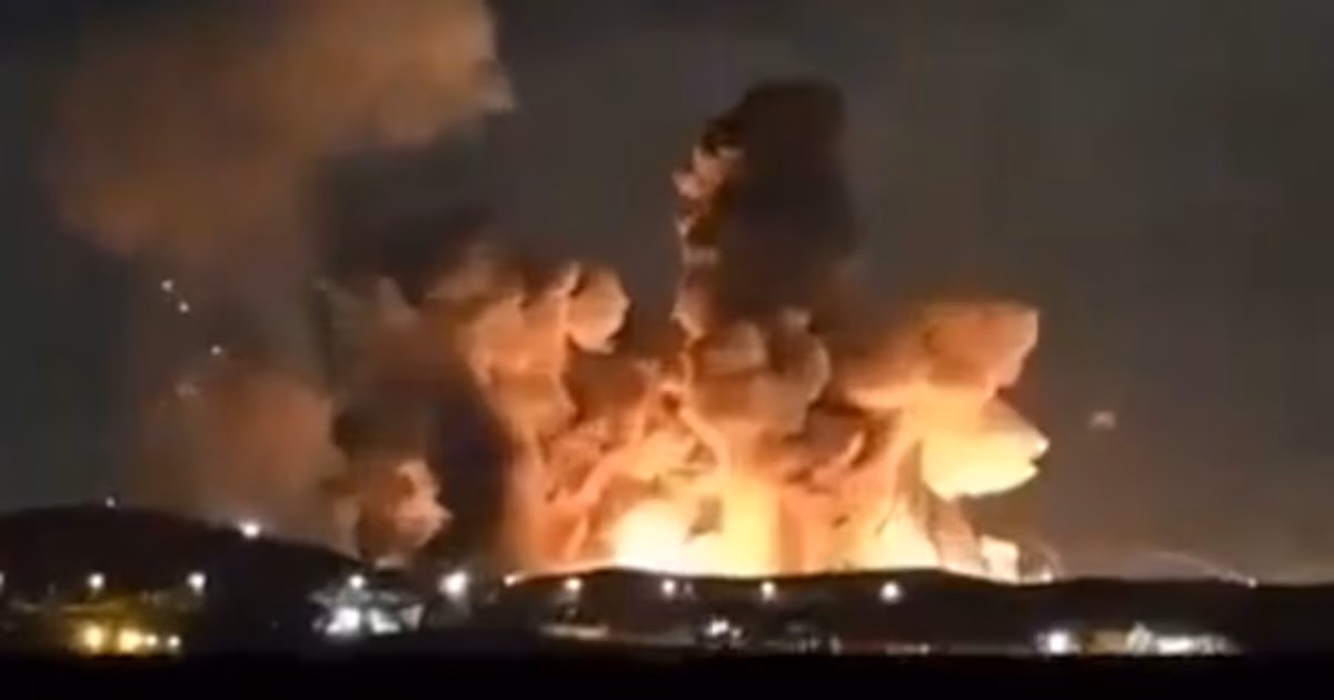 Donald Trump publica video que muestra explosiones masivas por ataques estadounidenses