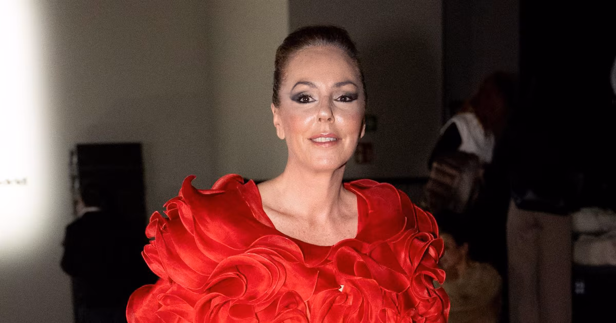 Rocío Carrasco se pronuncia cuando le preguntan sobre pelea entre su hija Rocío Flores y su hermana Gloria Camila