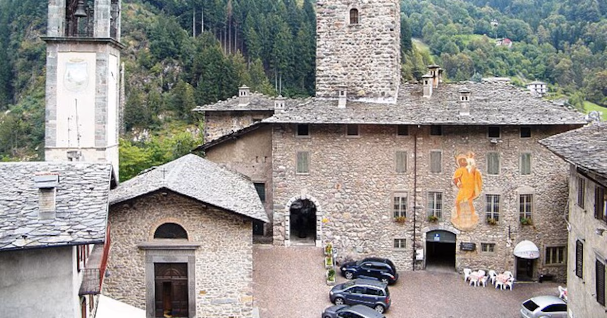 La “Pequeña Toledo” de Italia: una ciudad lombarda medieval con palacios y castillos de piedra