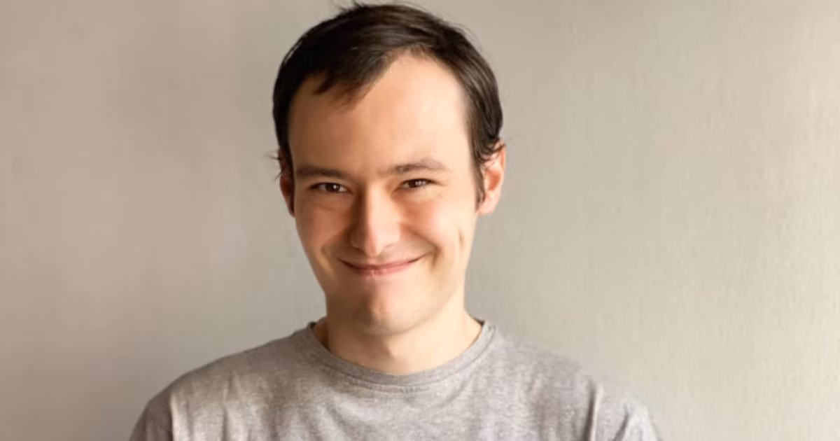 Muere Jaime Martínez Alonso a los 31 años: hijo del dibujante y diseñador autista Sole Alonso