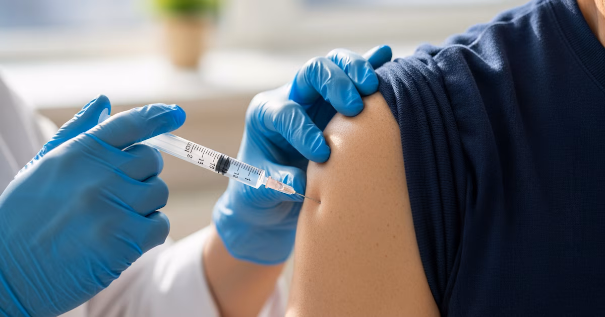EE.UU. aconseja a los viajeros que verifiquen su estado de vacunación contra la polio antes de viajar a estos 32 países