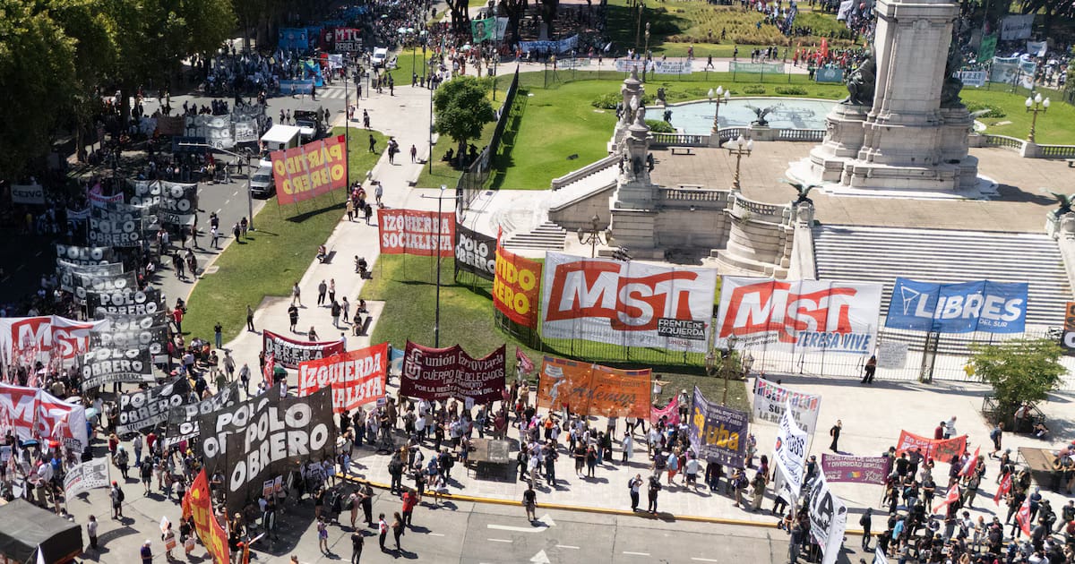 Movimientos sociales y piquetes discuten cómo enfrentar al gobierno en medio del agotamiento, la incredulidad y la desmovilización
