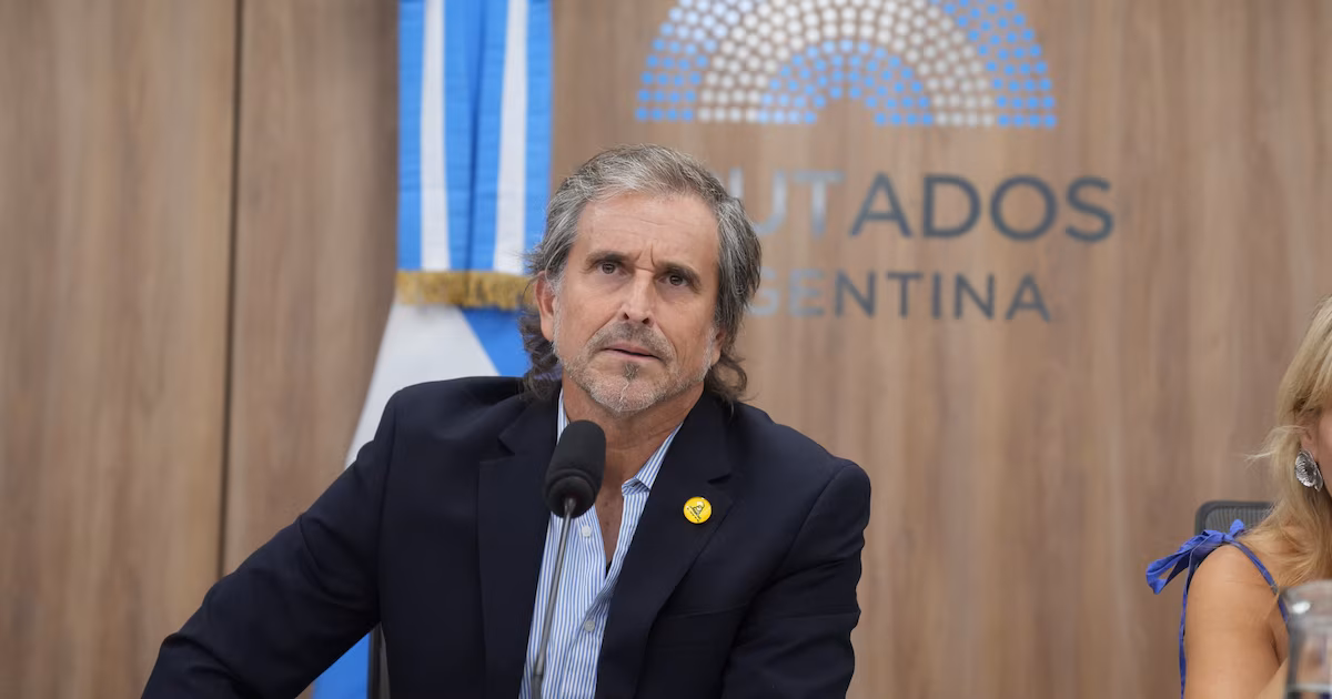 El partido gobernante consolida el control de los diputados: retiene el 50% de las presidencias de las comisiones