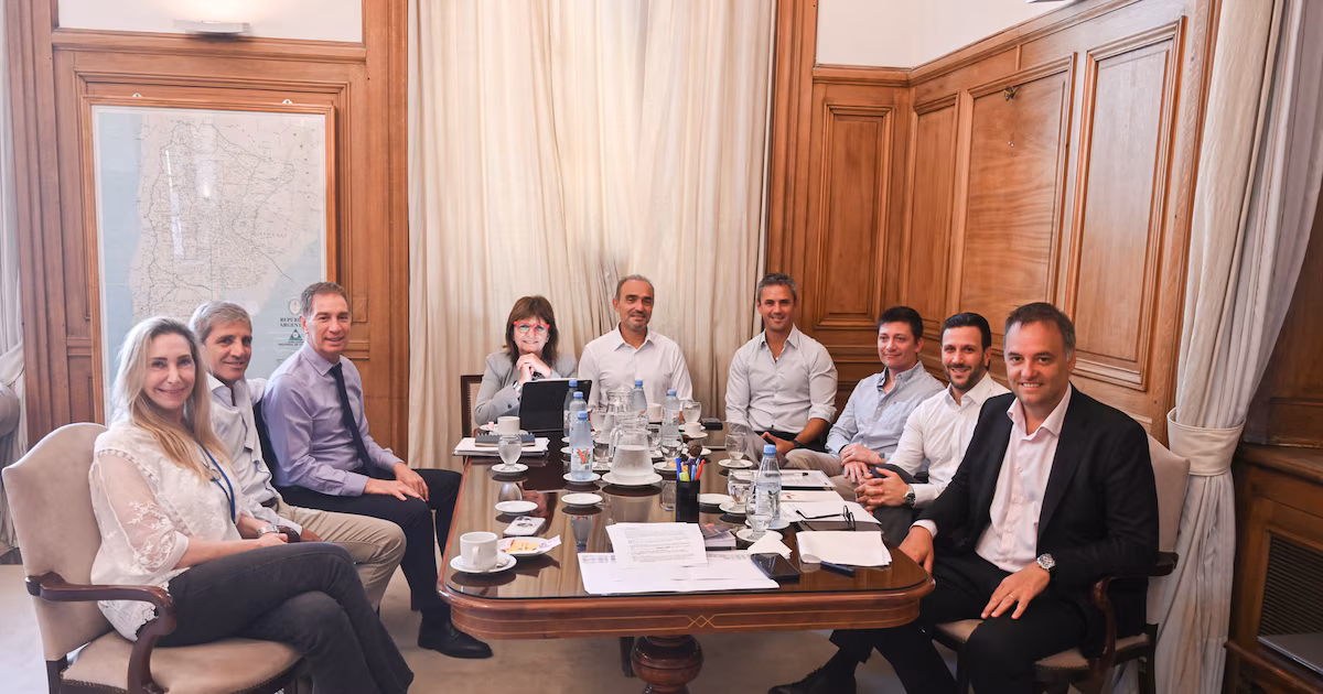 Gobierno fija agenda legislativa: Ley de Glaciares será prioridad y evalúa adherencia a Hojarasca