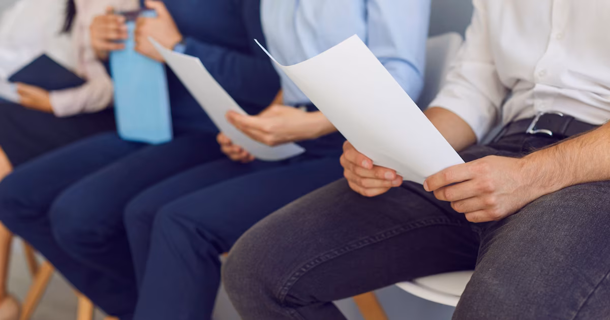 Una encuesta muestra que 4 de cada 10 trabajadores argentinos buscan un segundo empleo para llegar a fin de mes