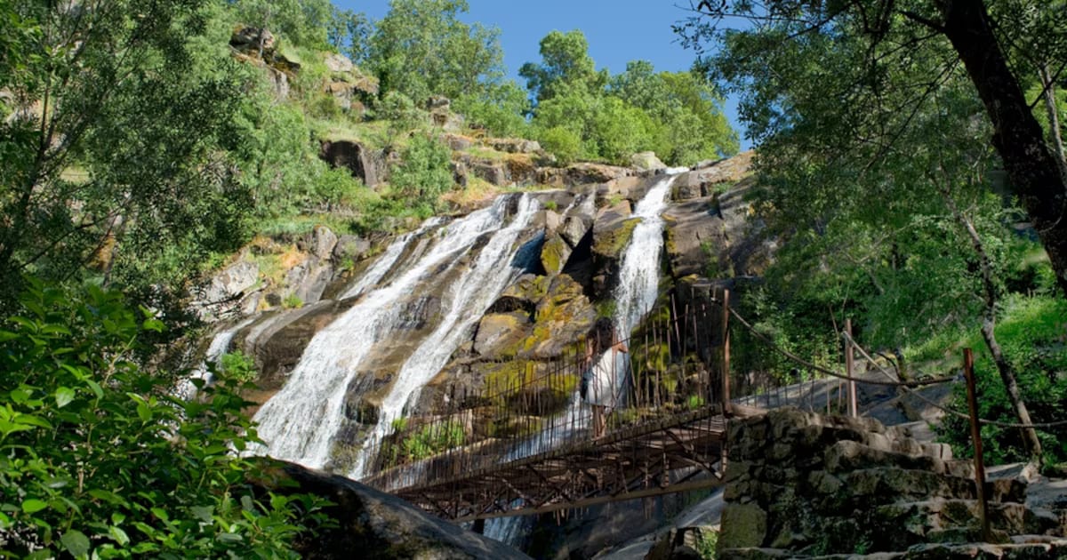 Los saltos de agua más bonitos de Cáceres: rutas, paisajes increíbles y rincones naturales populares entre senderistas y fotógrafos