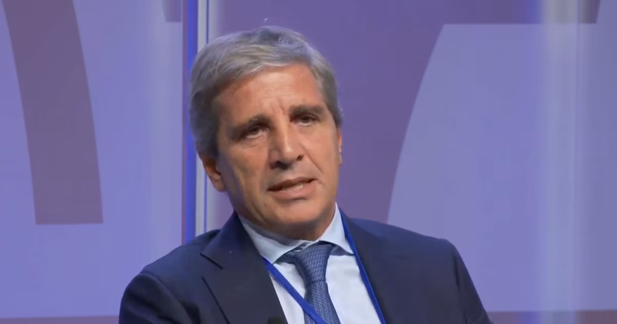 El gobierno busca 10 mil millones de dólares: Caputo planea pagar la deuda que vence en 2026 y 2027