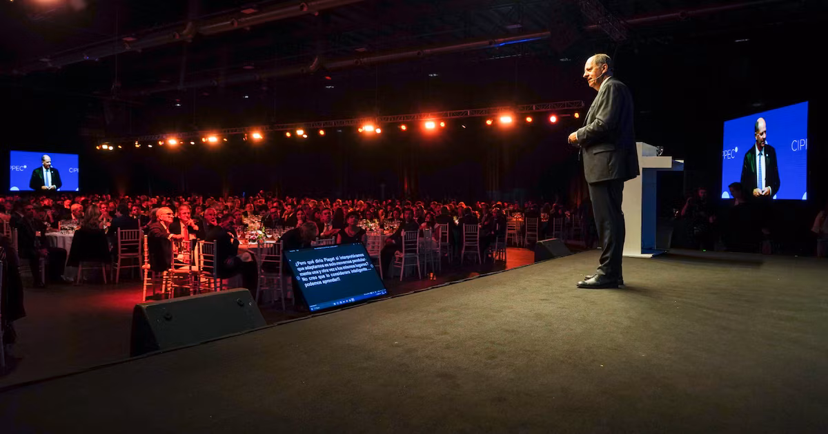 CIPPEC reúne al ‘Círculo Rojo’ en cena anual con lema ‘Crecer o Crecer’