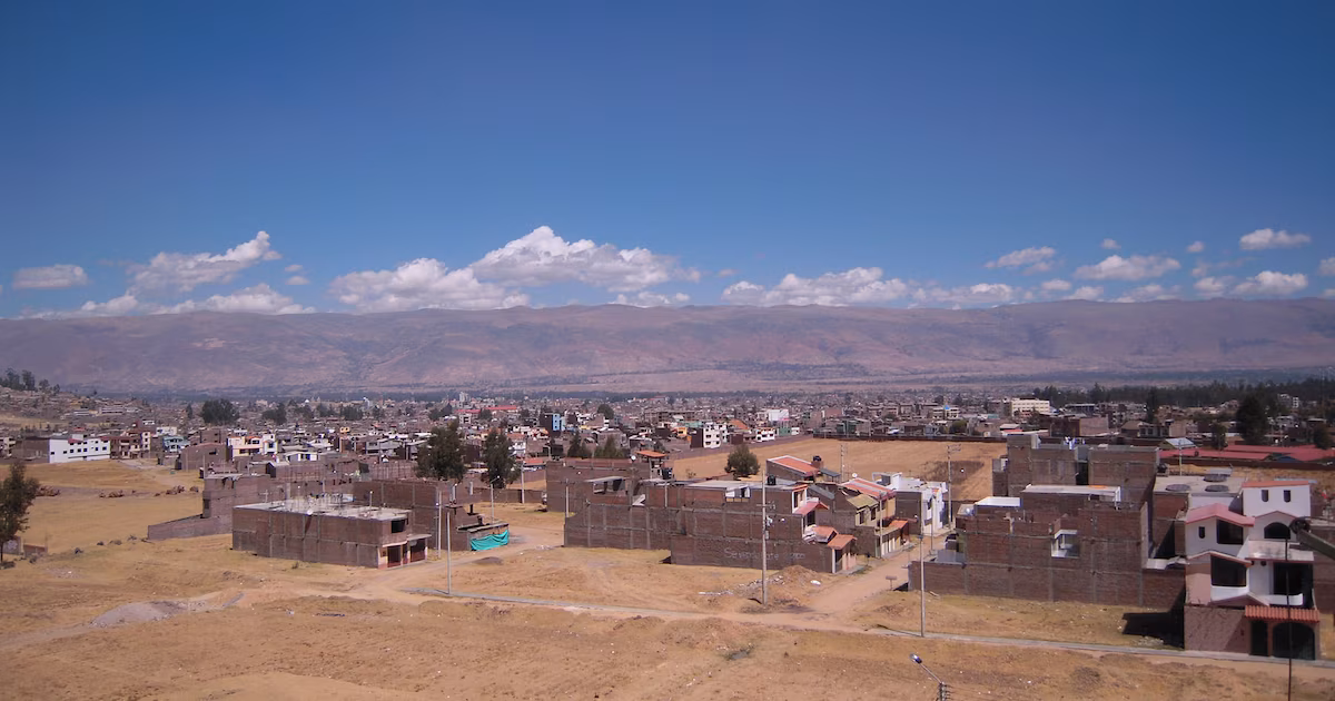 ¿Cuál es la temperatura promedio en Huancayo?