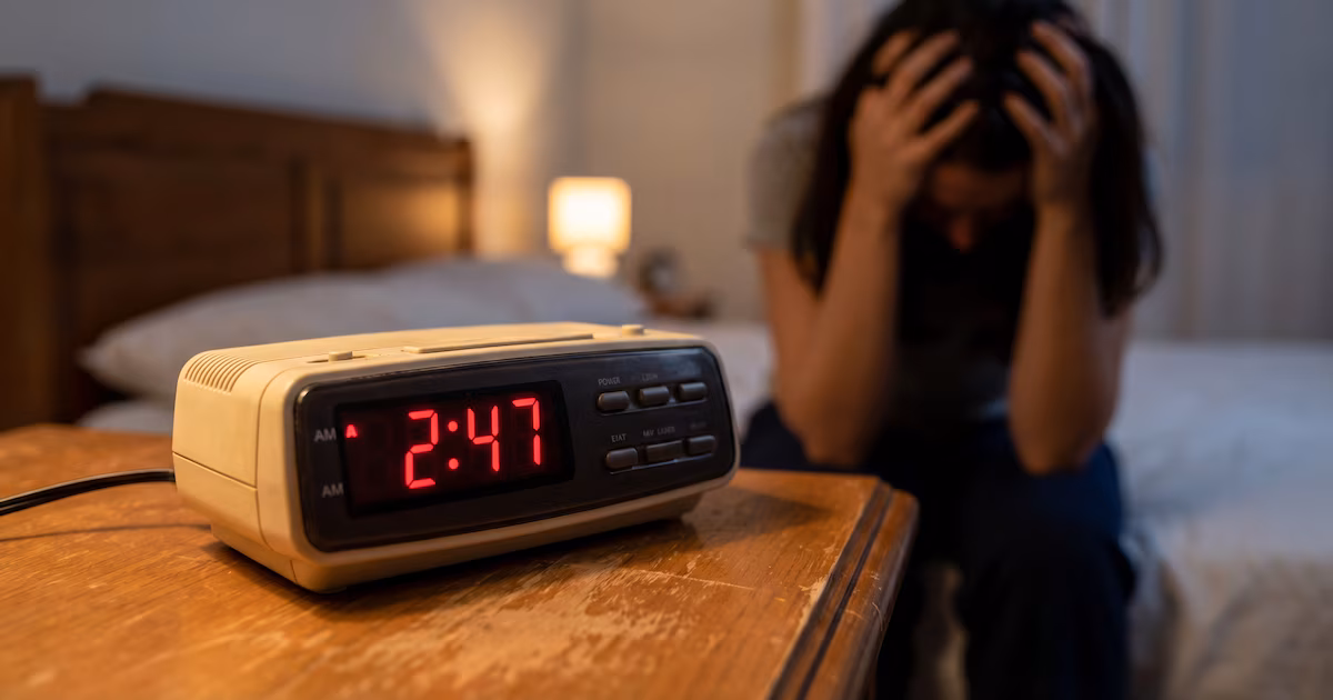 Cómo la contaminación lumínica y sonora afecta la calidad del sueño y la salud de las personas