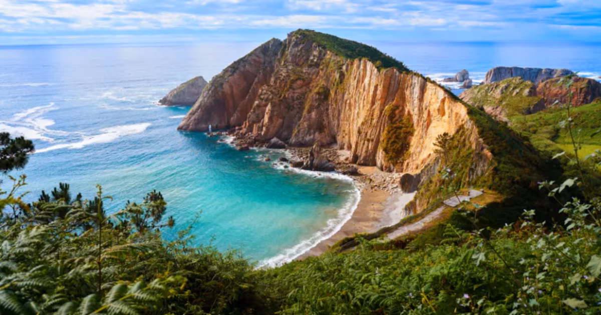 10 de las playas más tranquilas de España para una escapada de puente de mayo