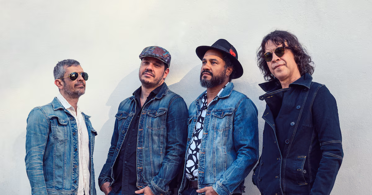 Superlitio lanza su LP ‘Días Perfectos’, una respuesta a un mundo saturado: «Siempre hemos tenido en el corazón un oficio muy artesanal»