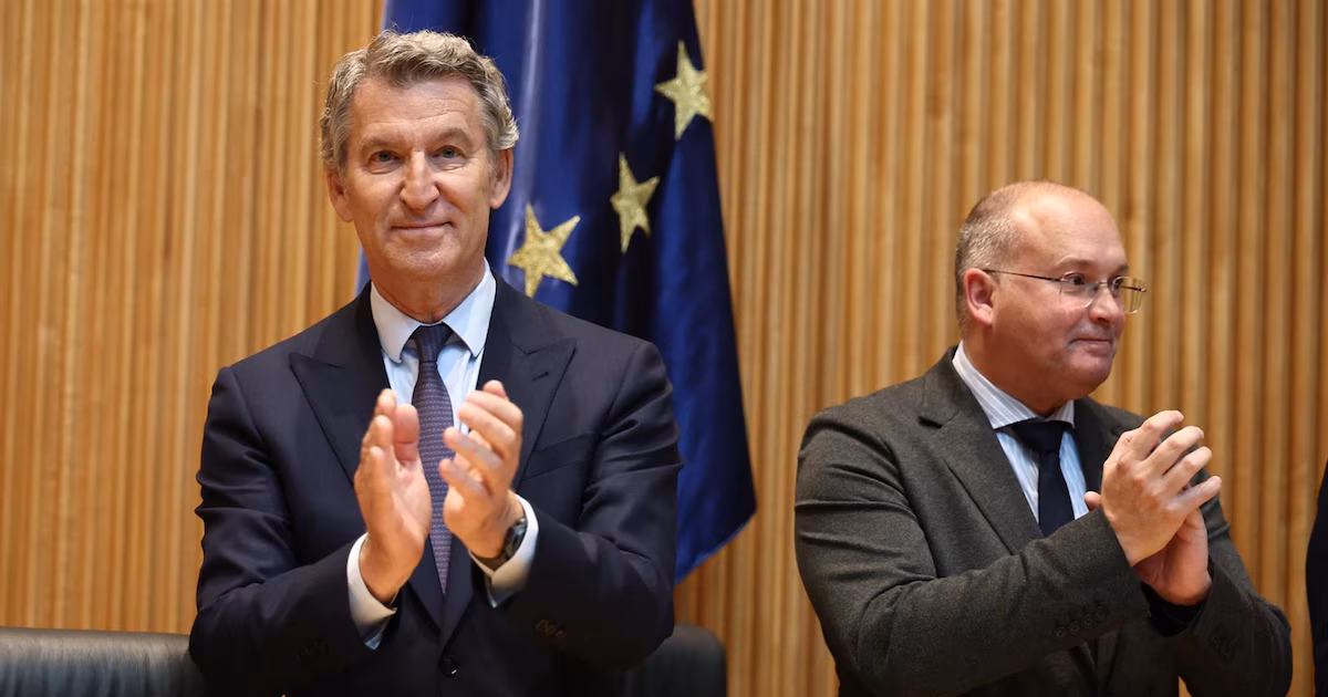Feijiao acusa al Gobierno de realizar una extraordinaria «documentación» de legalización de inmigrantes, mientras que el Partido Socialista de los Trabajadores le acusa de impartir una «clase magistral de estafas»